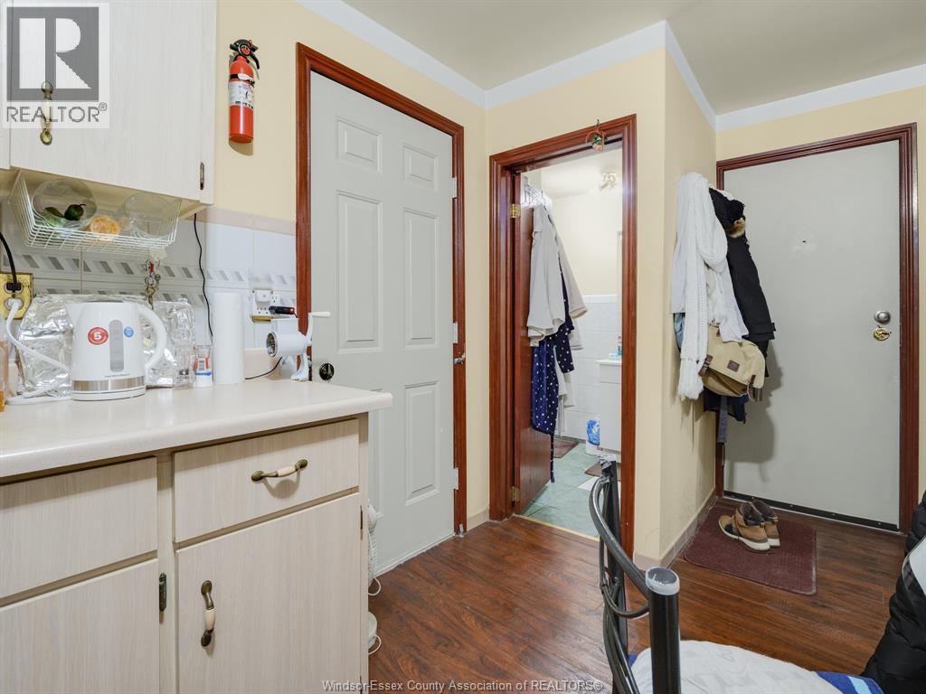 Photo 24 of 401 Parent Avenue, Windsor ON