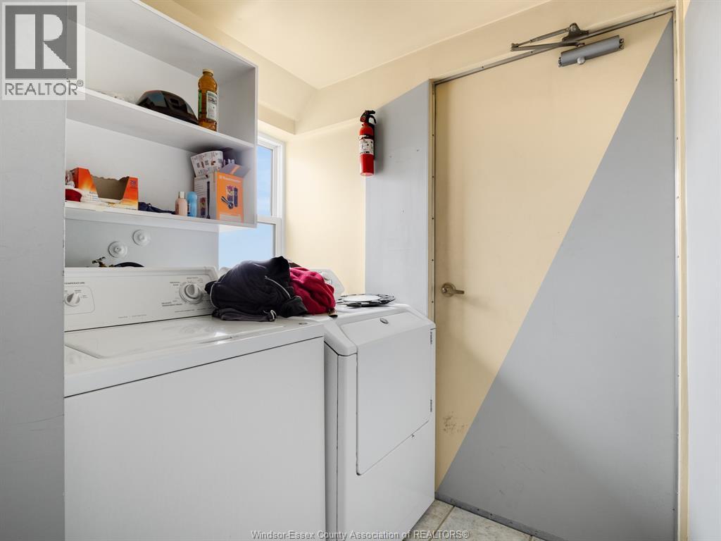 Photo 30 of 401 Parent Avenue, Windsor ON