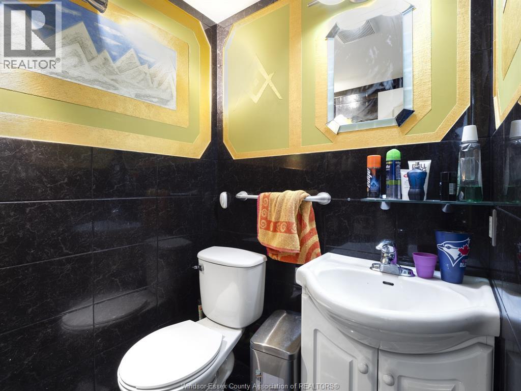Photo 37 of 401 Parent Avenue, Windsor ON