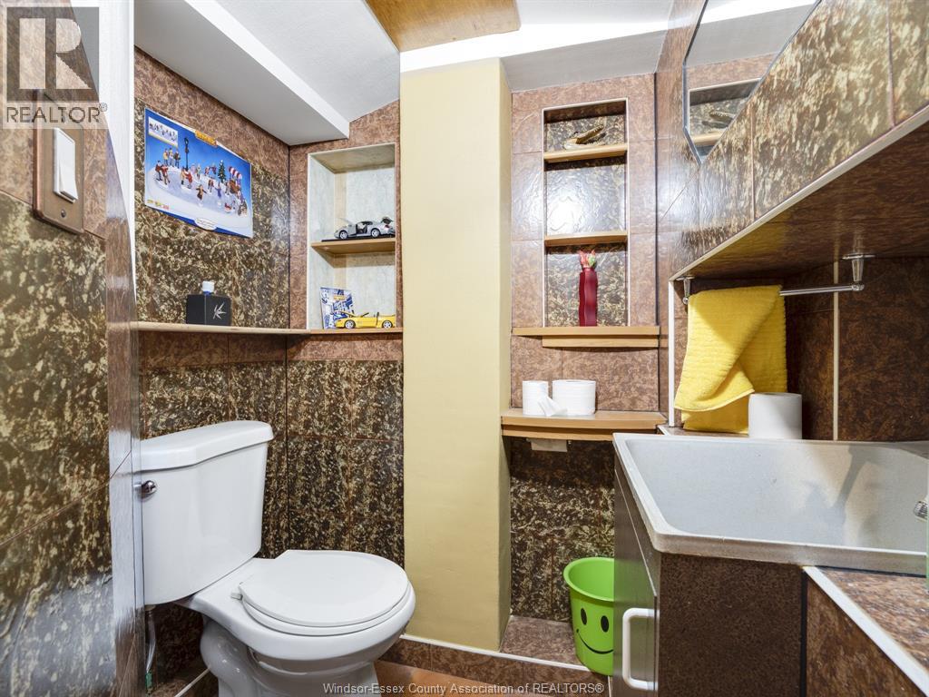 Photo 40 of 401 Parent Avenue, Windsor ON