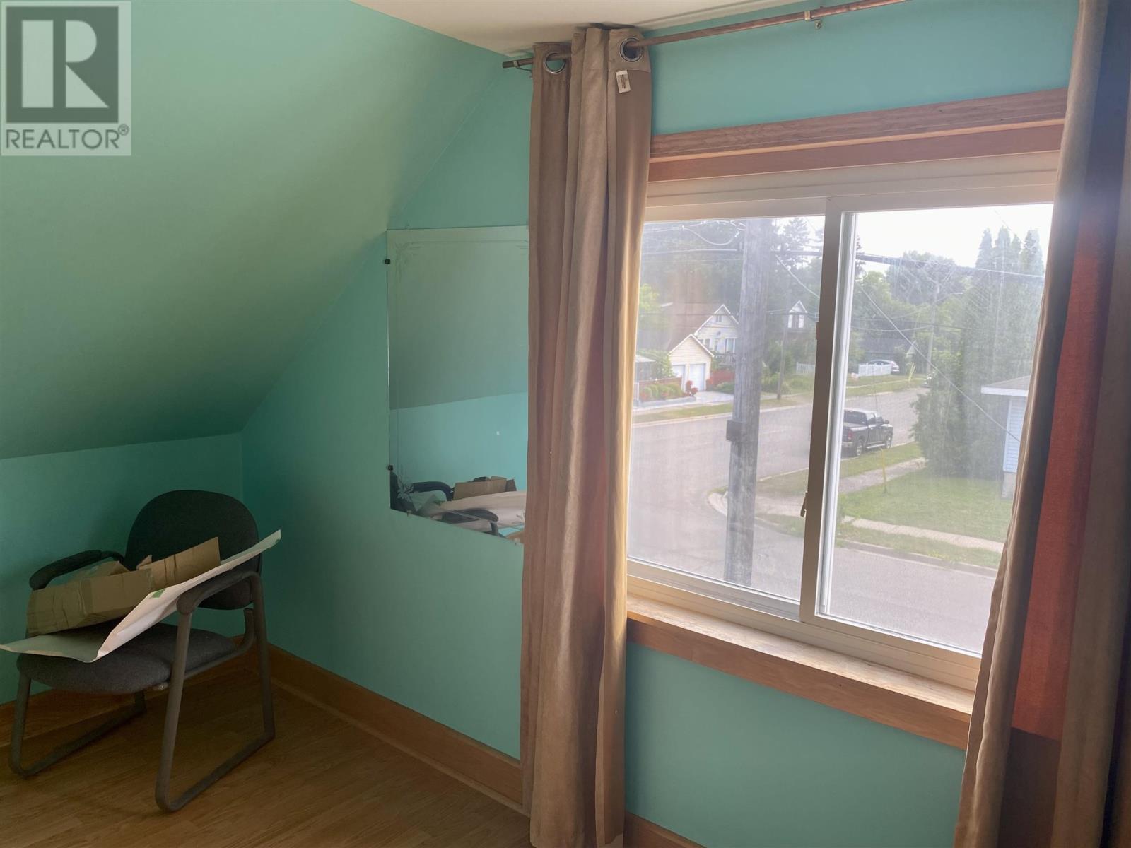 Photo 12 of 185 Goulais Ave, Sault Ste Marie ON