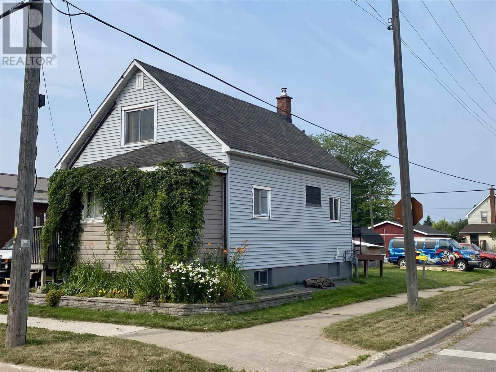 Photo 2 of 185 Goulais Ave, Sault Ste Marie ON