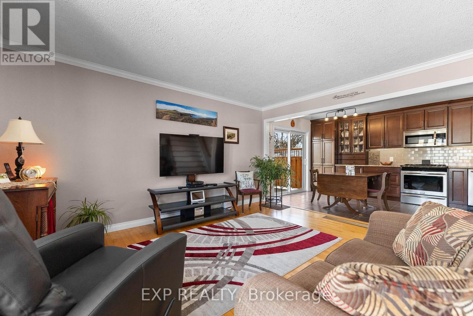 Photo 20 of 320 Francis Street, Renfrew ON
