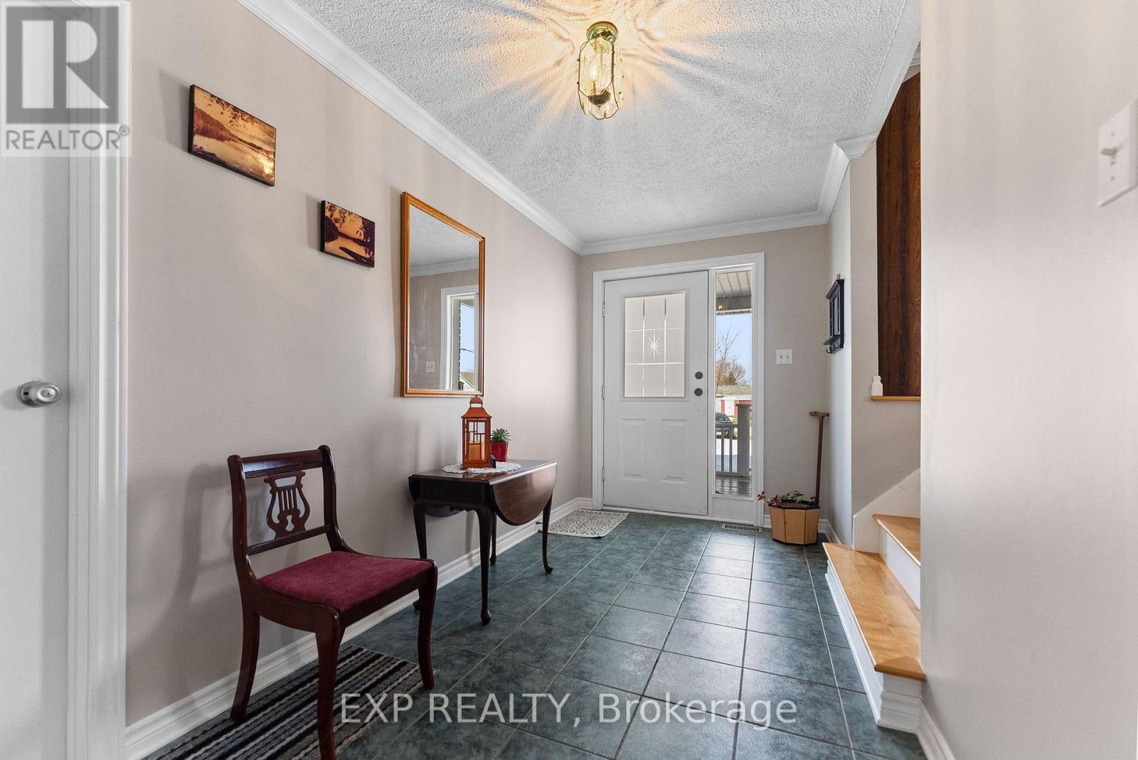 Photo 28 of 320 Francis Street, Renfrew ON