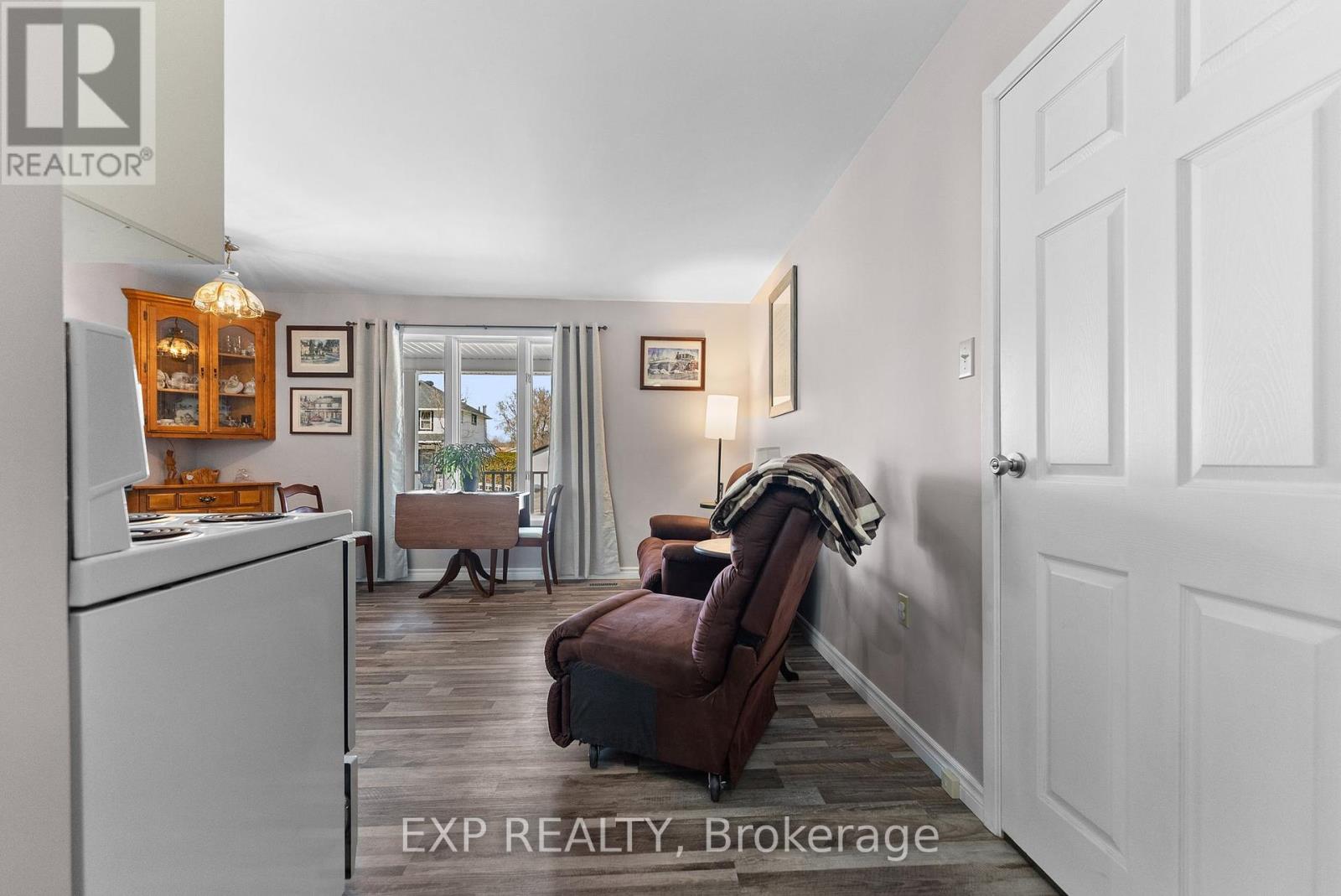 Photo 29 of 320 Francis Street, Renfrew ON