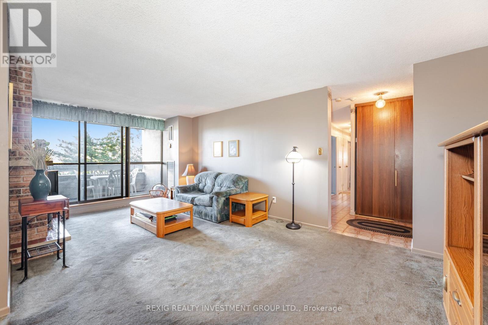 Photo 13 of 409 15 Kensington Road, Brampton ON