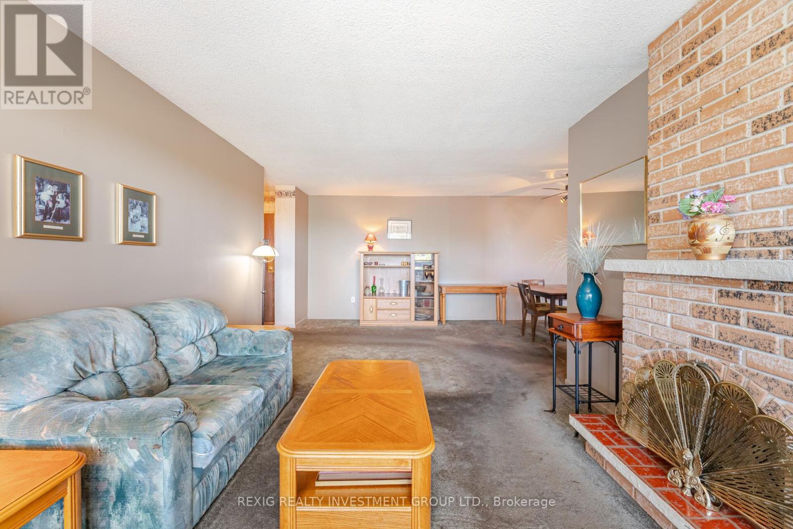 Photo 14 of 409 15 Kensington Road, Brampton ON