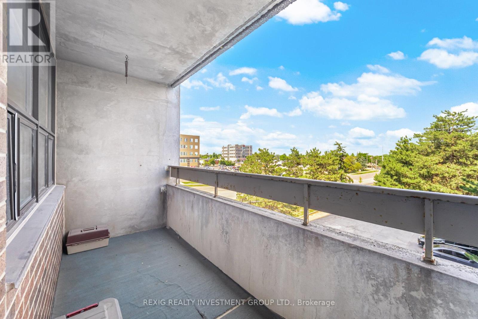 Photo 28 of 409 15 Kensington Road, Brampton ON