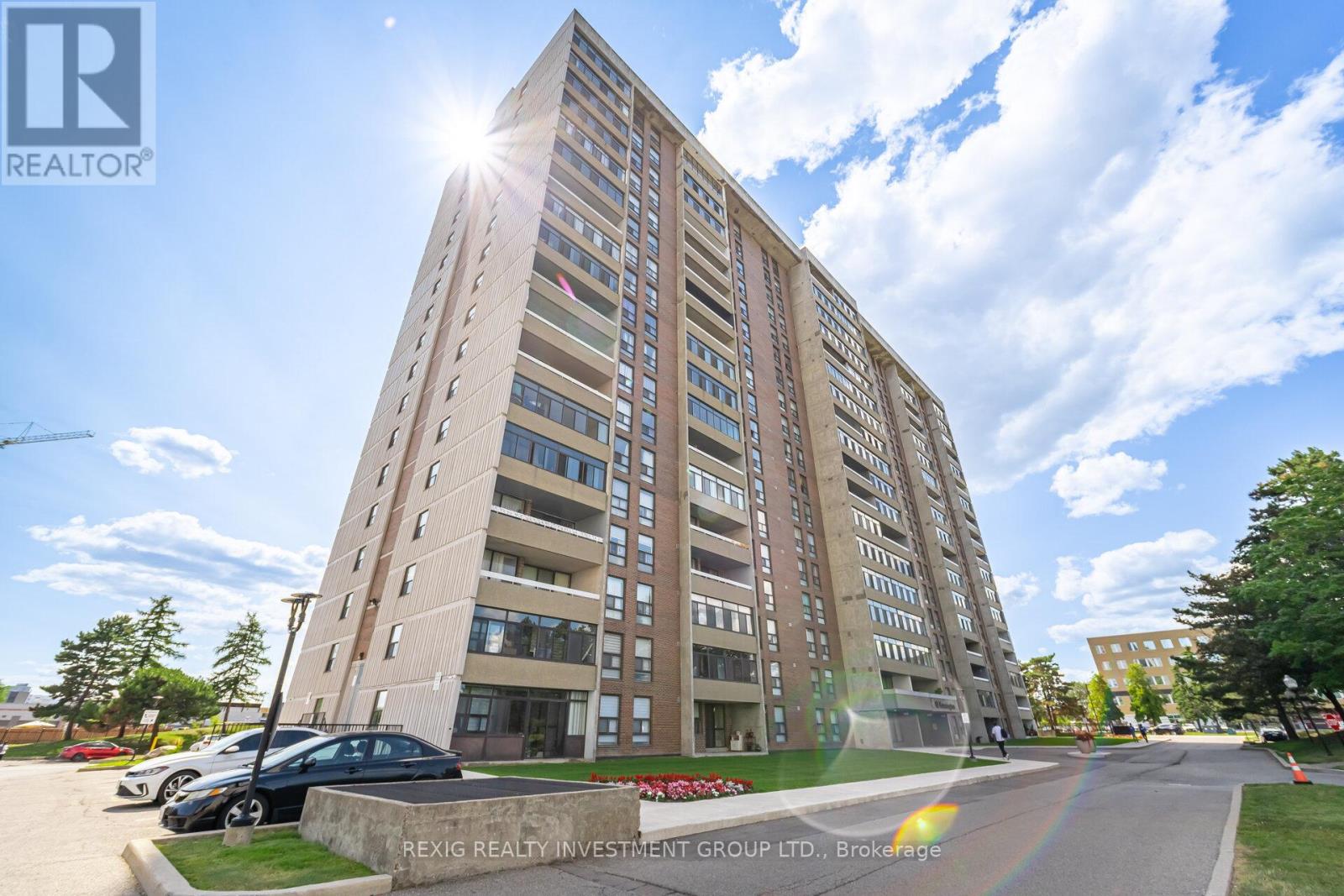 Photo 31 of 409 15 Kensington Road, Brampton ON