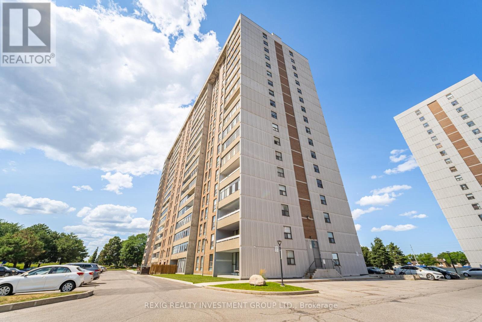Photo 32 of 409 15 Kensington Road, Brampton ON