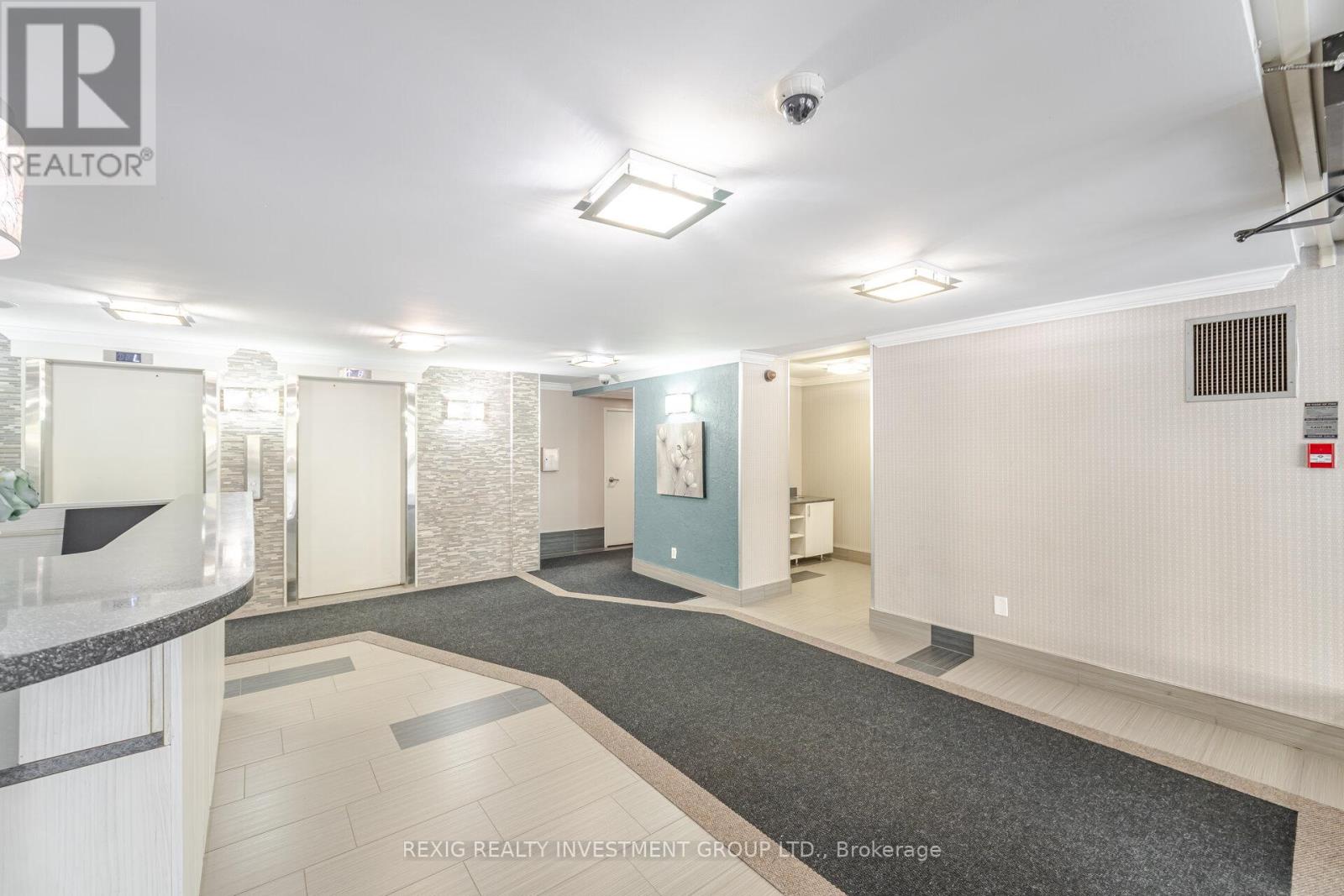 Photo 6 of 409 15 Kensington Road, Brampton ON