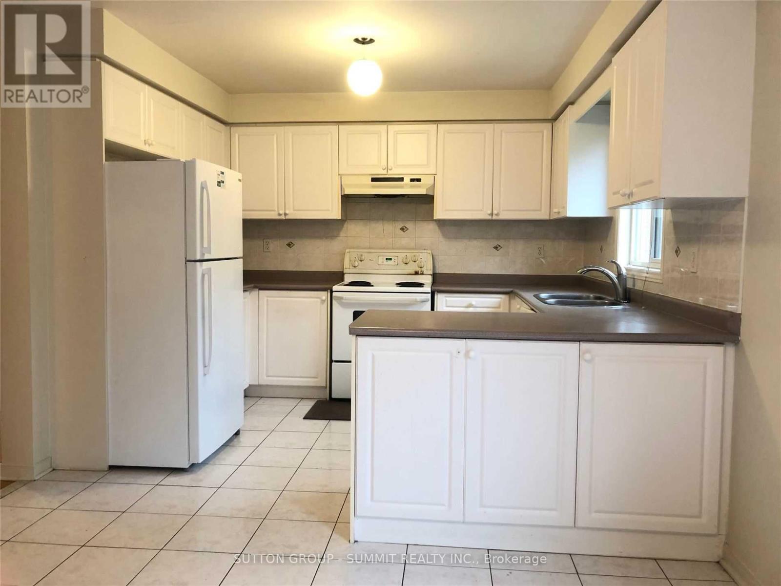 Photo 12 of 3269 Camberwell Drive, Mississauga ON