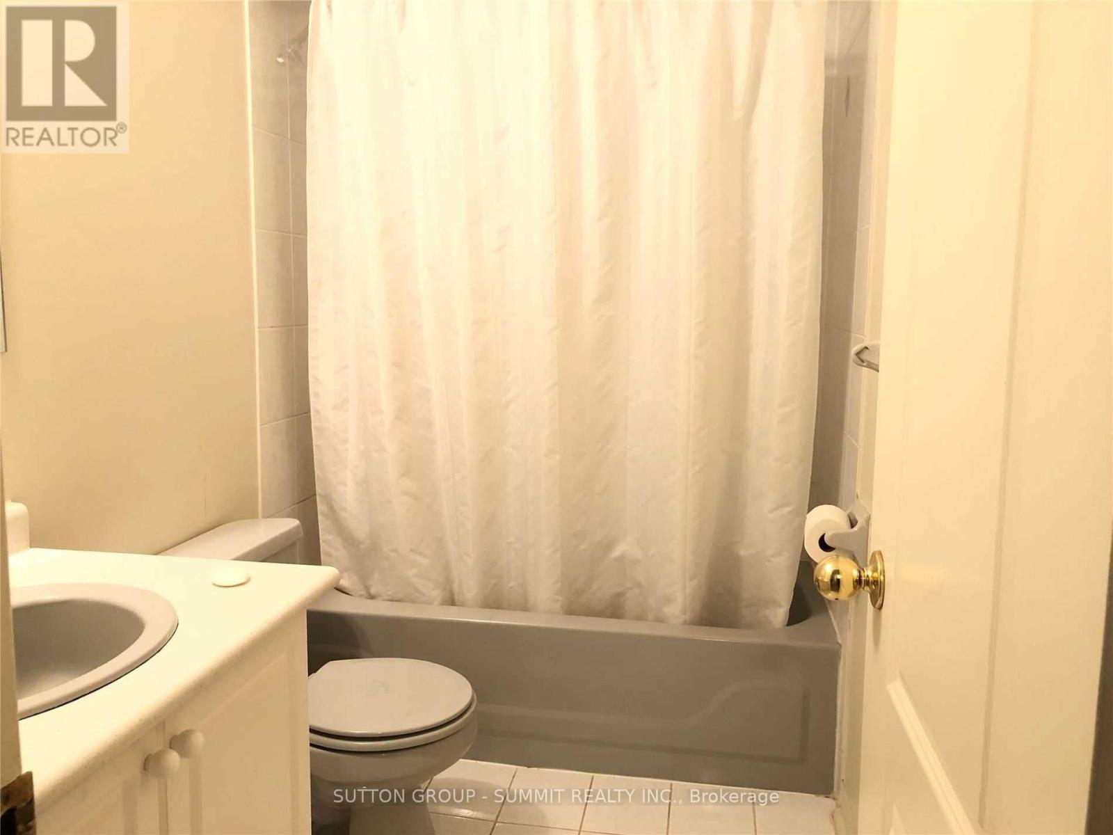 Photo 6 of 3269 Camberwell Drive, Mississauga ON