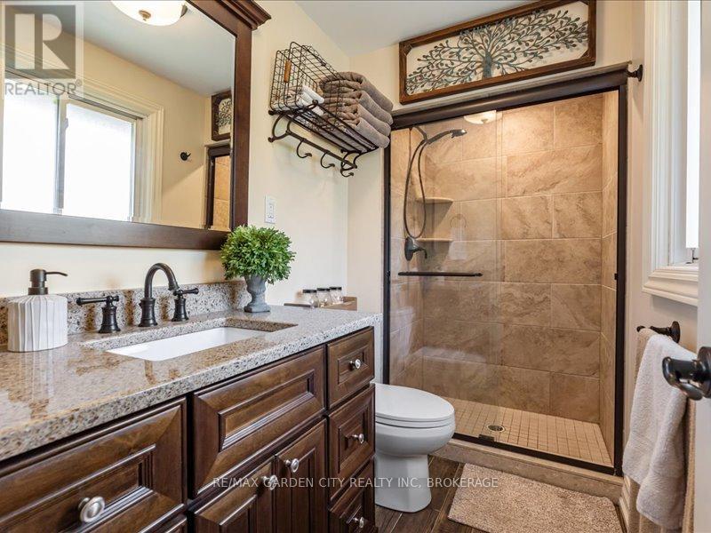 Photo 18 of 226 Riverview Boulevard, St Catharines ON