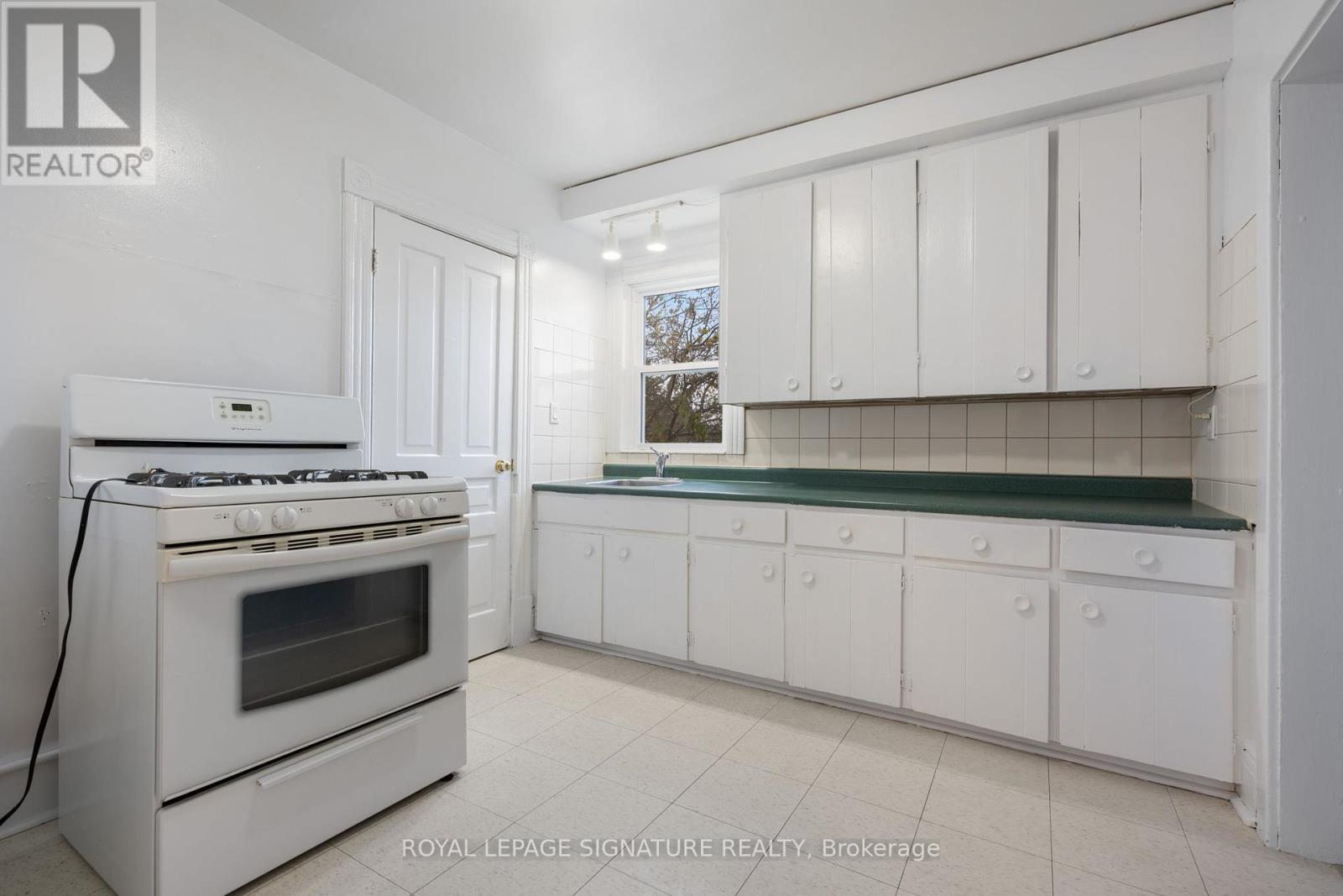 Photo 29 of 311 St George Street, Norfolk ON