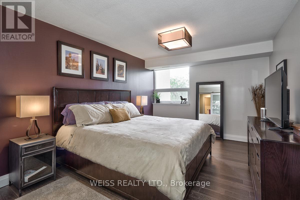 Photo 13 of 402 500 Green Road, Hamilton ON