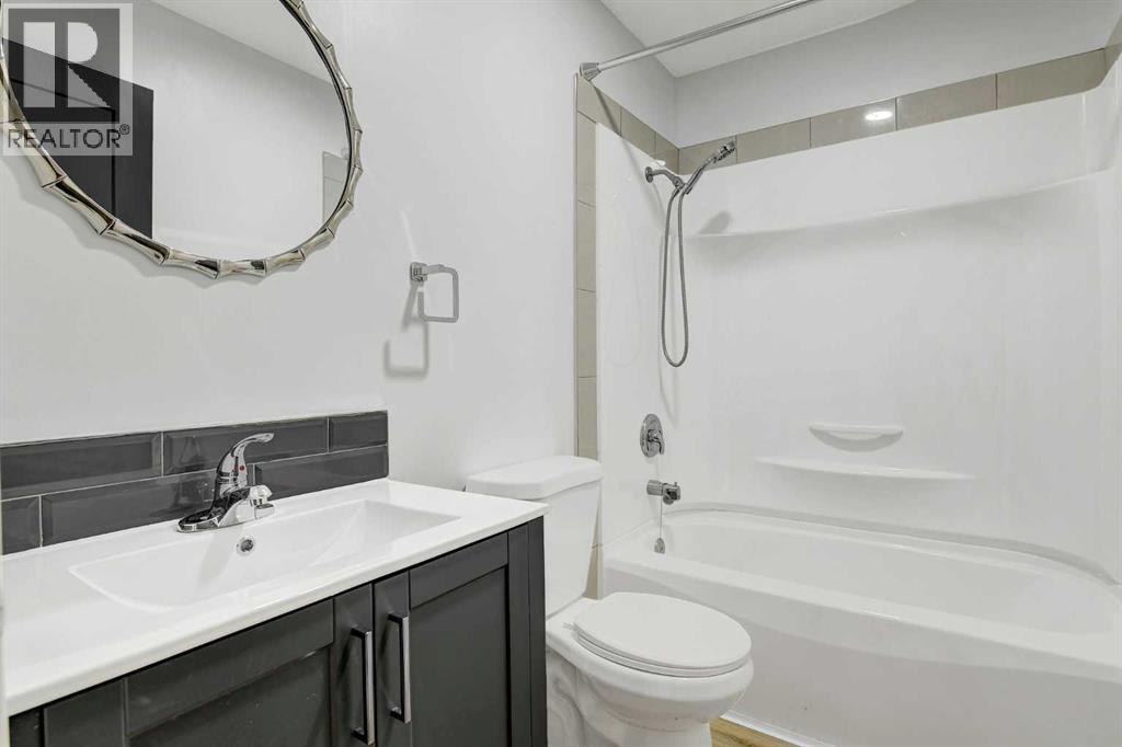 Photo 8 of 10421 135 Avenue, Grande Prairie AB