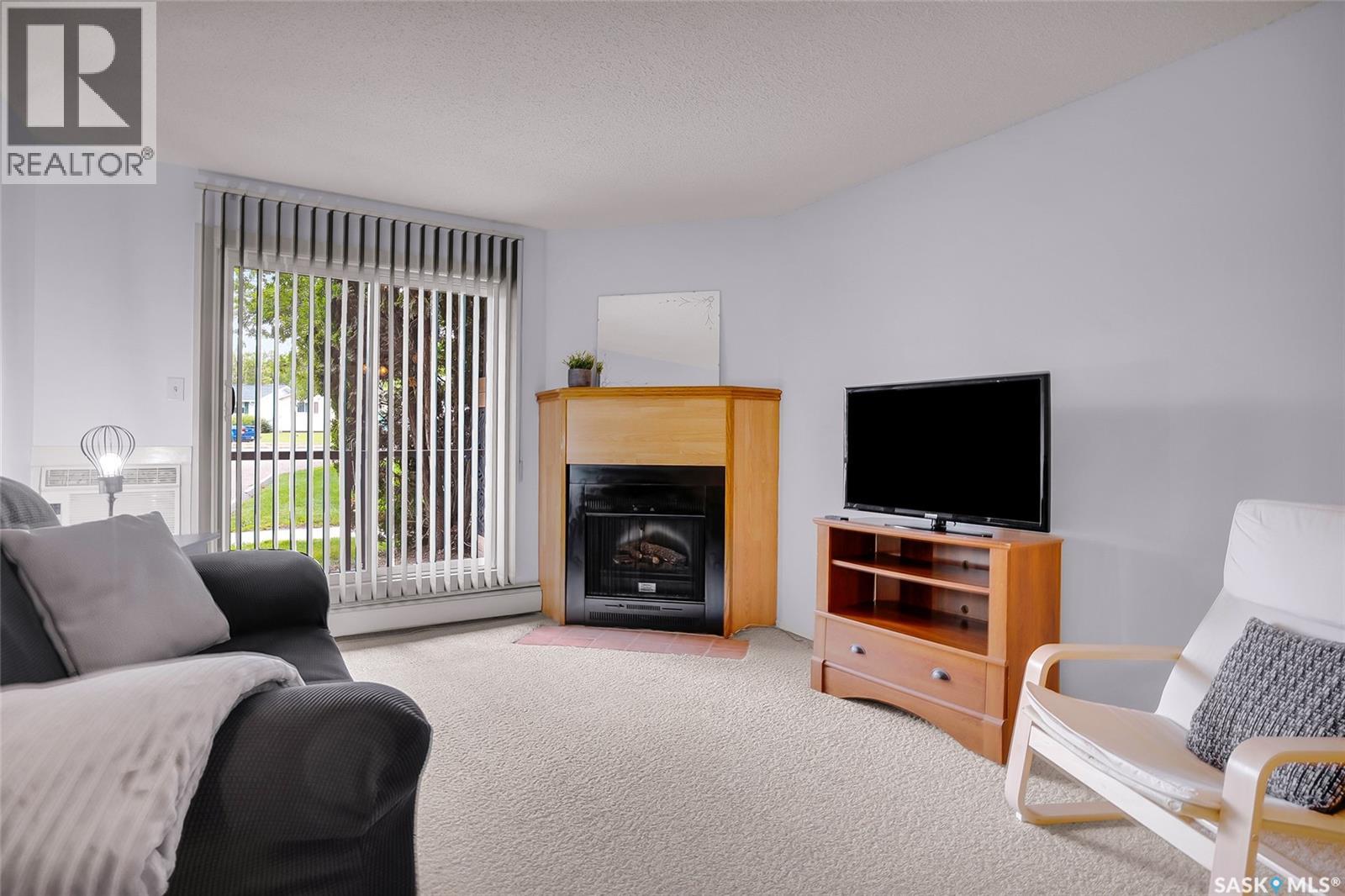 Photo 12 of 118 3308 33rd Street W, Saskatoon SK