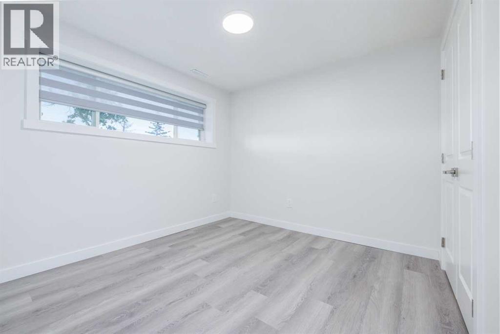 Single Family House Bi-level for Sale in  Whiteland Drive NE Whitehorn Calgary 