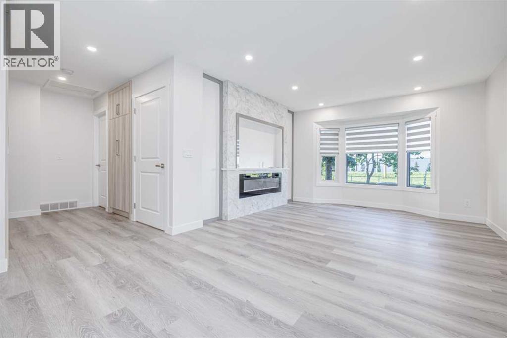 Single Family House Bi-level for Sale in  Whiteland Drive NE Whitehorn Calgary 