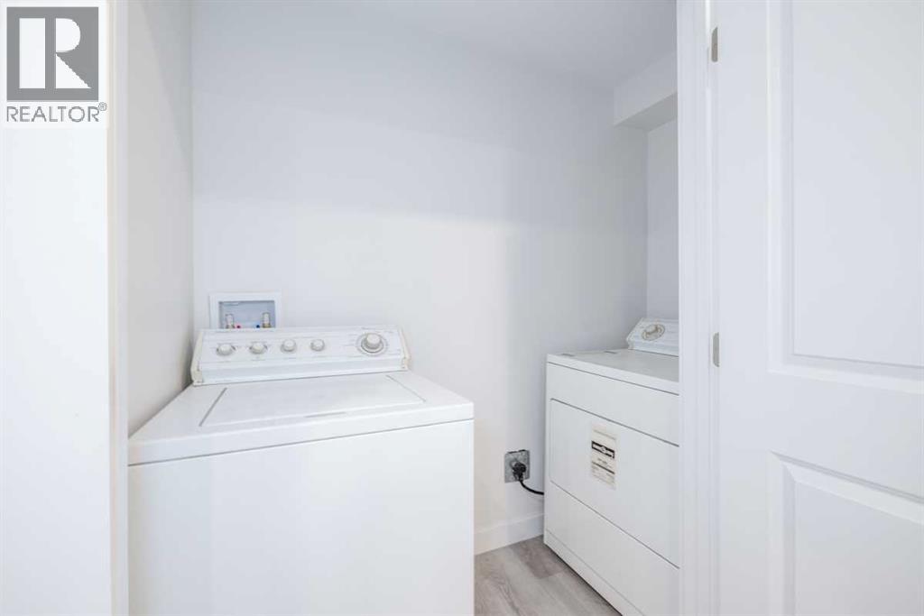 Single Family House Bi-level for Sale in  Whiteland Drive NE Whitehorn Calgary 