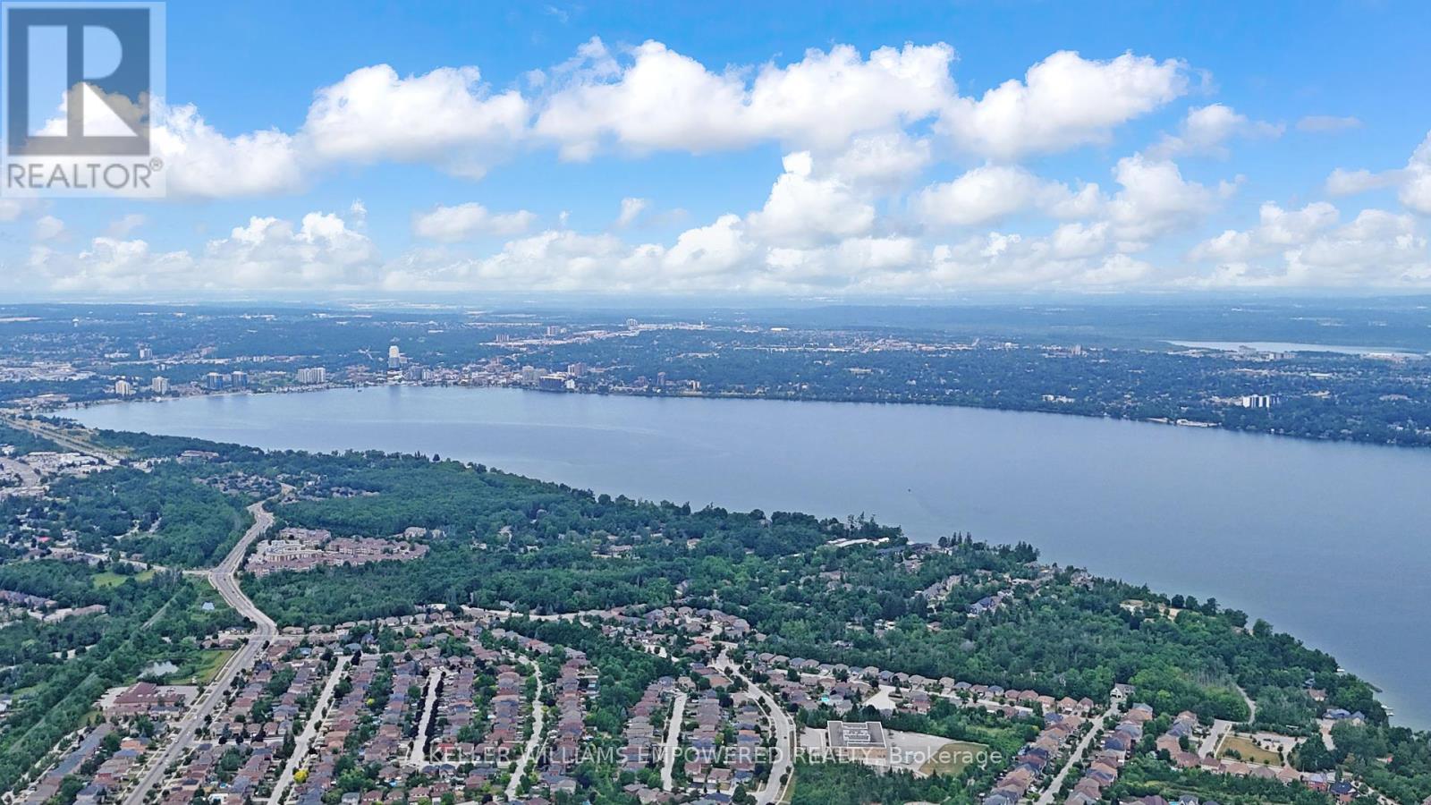 Photo 44 of 28 Gemini Drive, Barrie ON