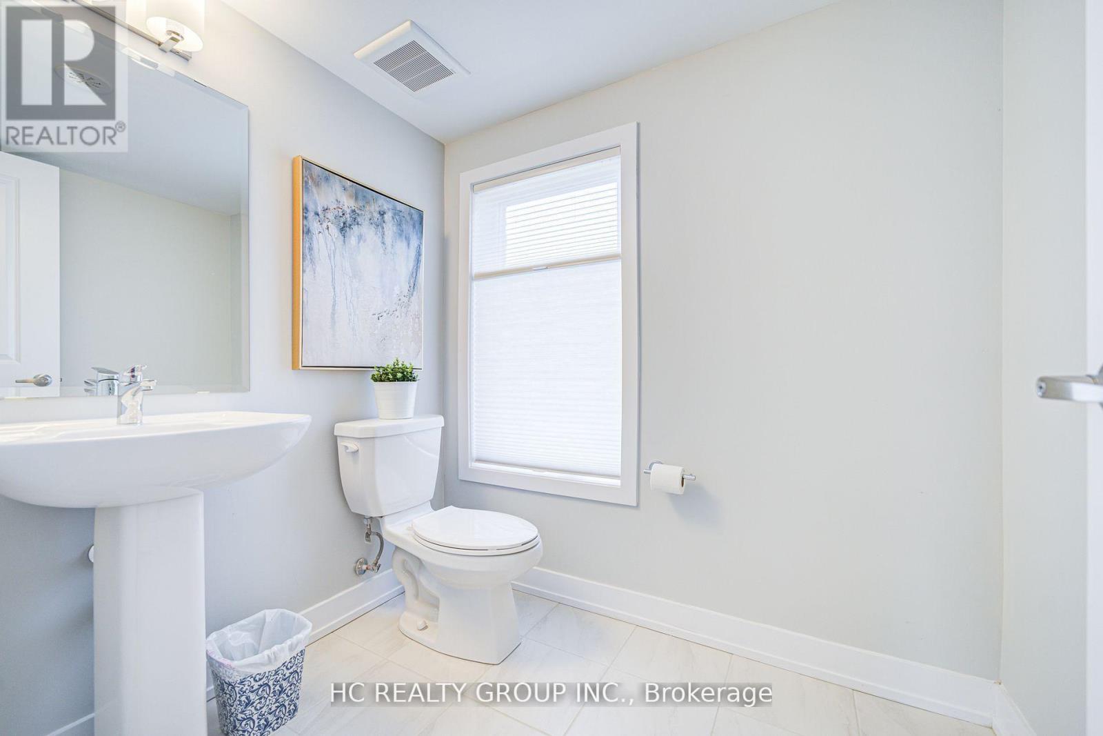 Photo 20 of 19 Guardhouse Crescent, Markham ON