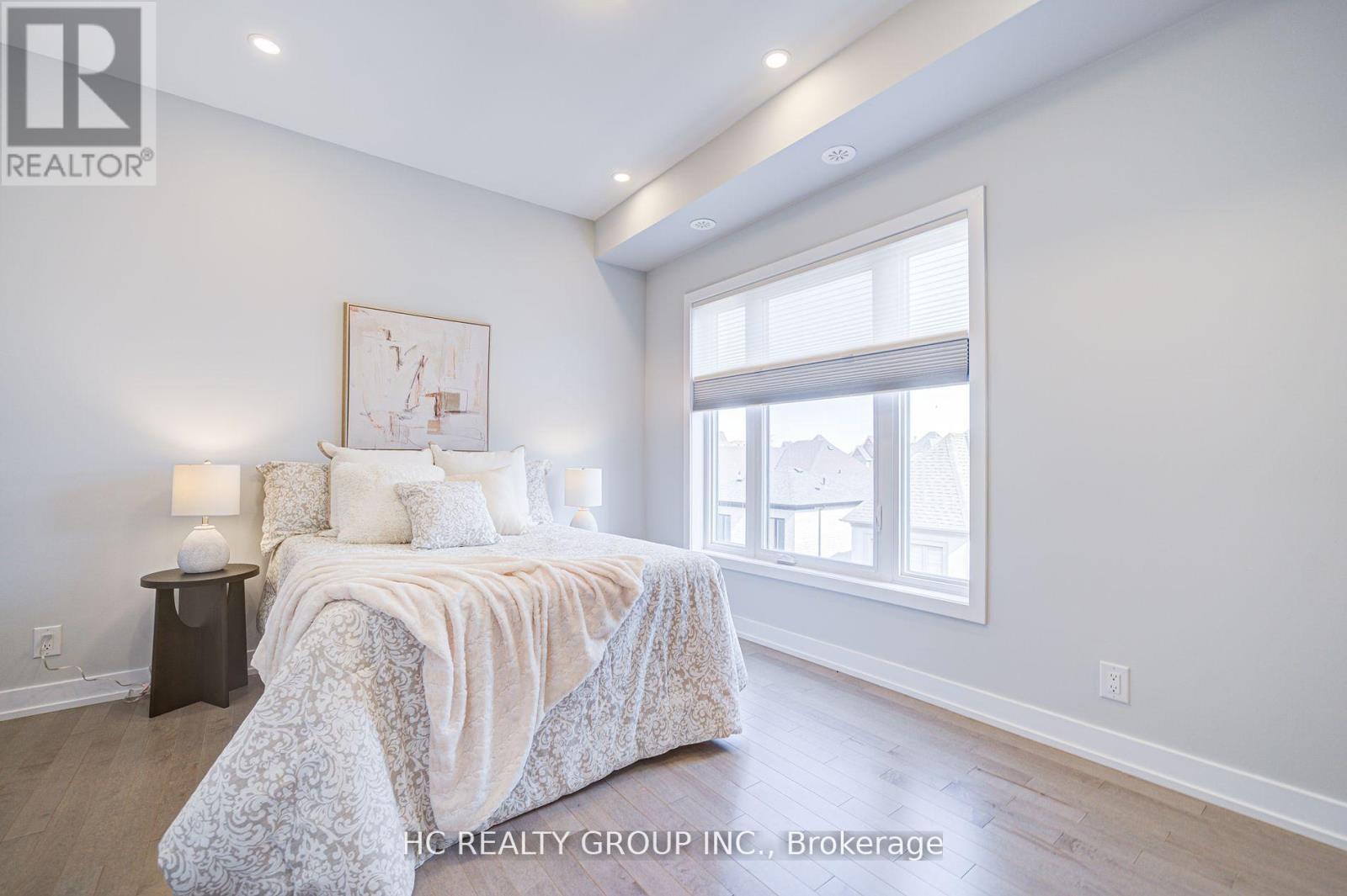 Photo 26 of 19 Guardhouse Crescent, Markham ON