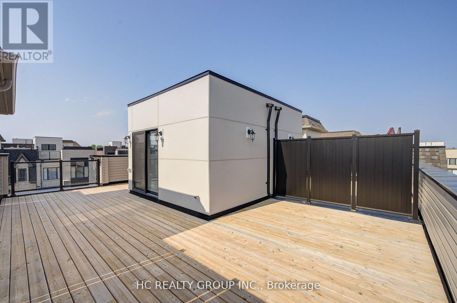 Photo 32 of 19 Guardhouse Crescent, Markham ON