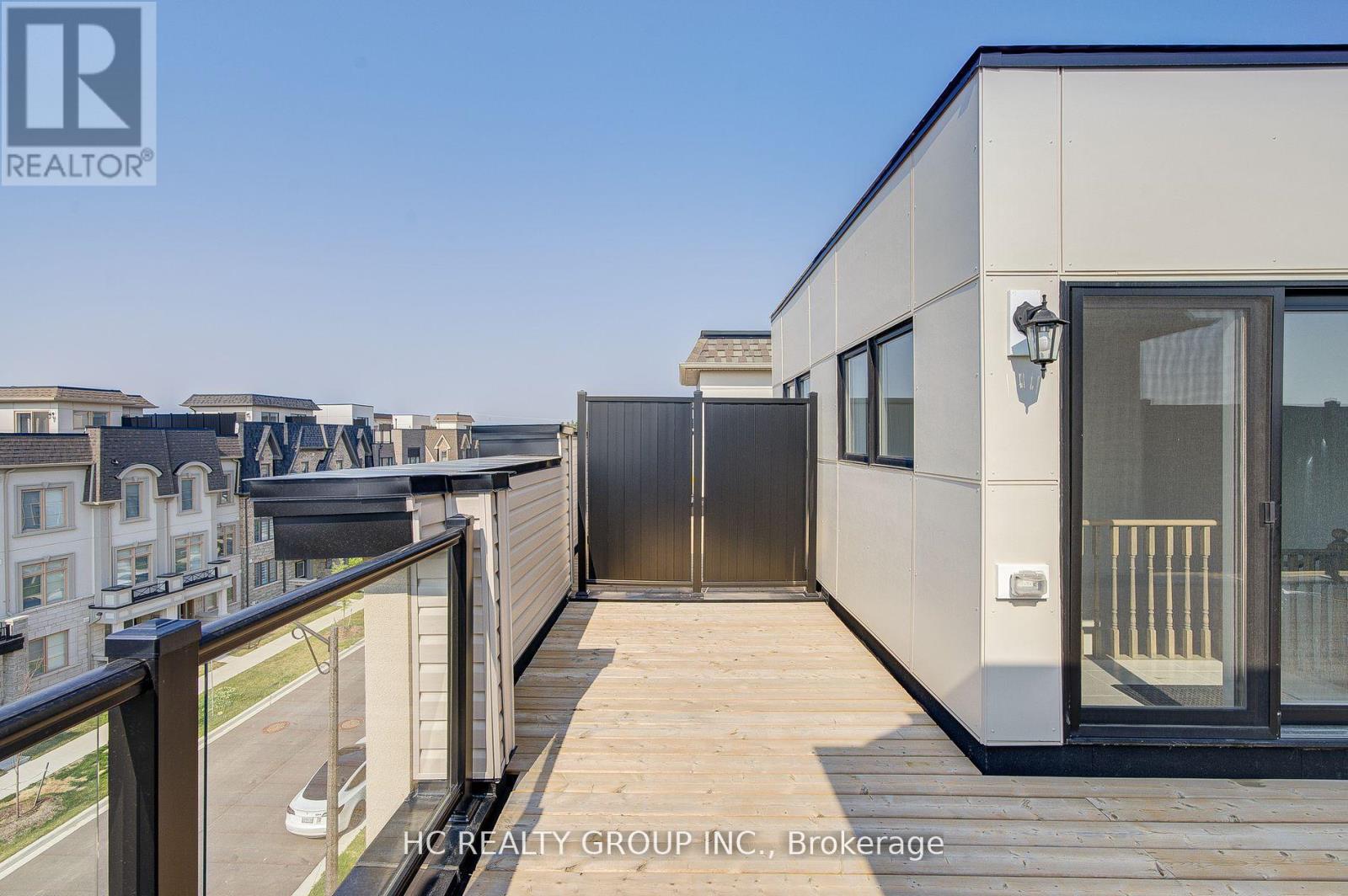Photo 35 of 19 Guardhouse Crescent, Markham ON