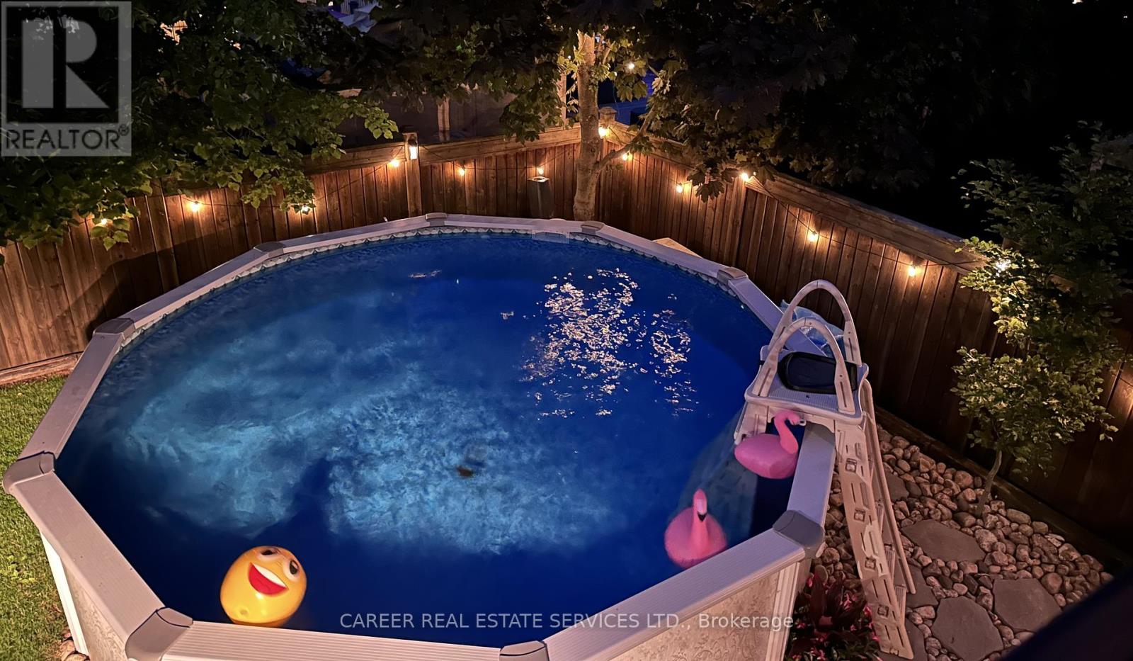 Photo 31 of 1091 Trail Valley Drive, Oshawa ON