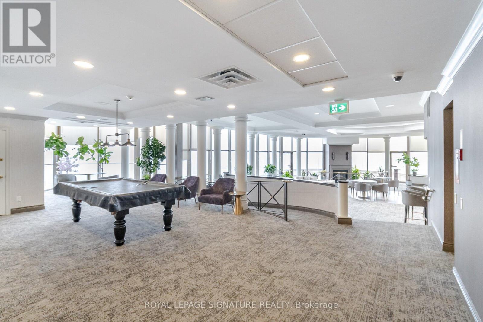 Photo 31 of 3208 45 Kingsbridge Garden Circle, Mississauga ON