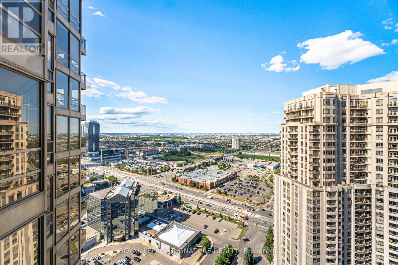 Photo 29 of 3208 45 Kingsbridge Garden Circle, Mississauga ON
