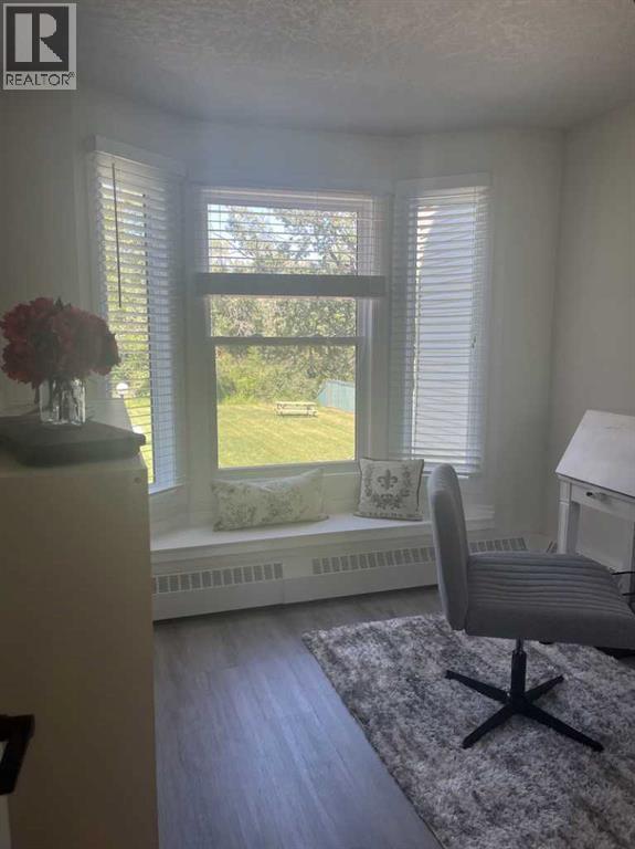 Single Family House for Sale in    Street SW Mission Calgary 