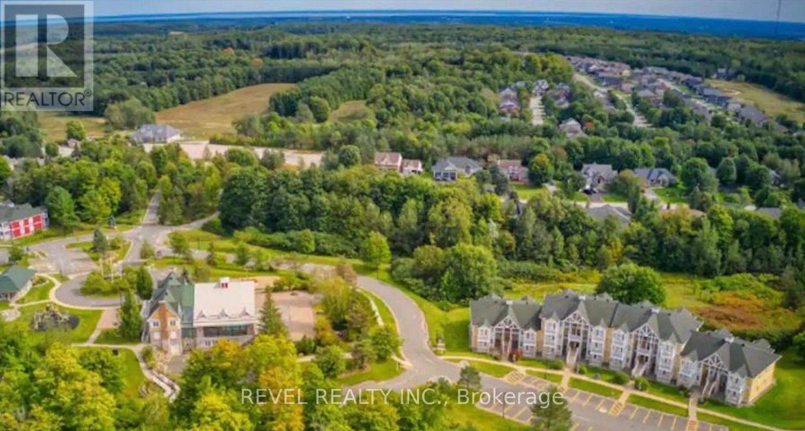 Photo 9 of 2237 90 Highland Drive, Oromedonte ON