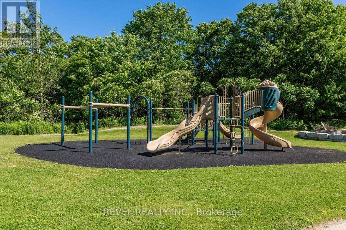 Photo 21 of 2237 90 Highland Drive, Oromedonte ON