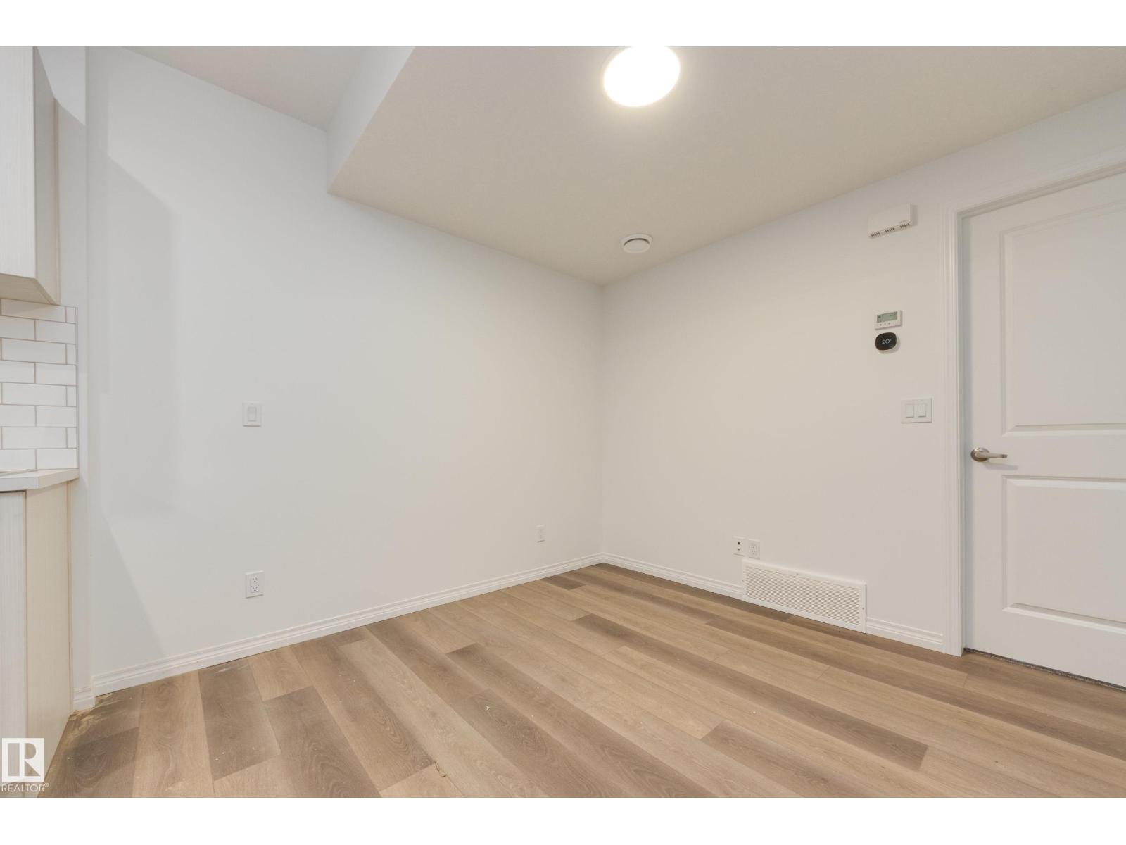 Photo 34 of 20903 25 Av Nw, Edmonton AB