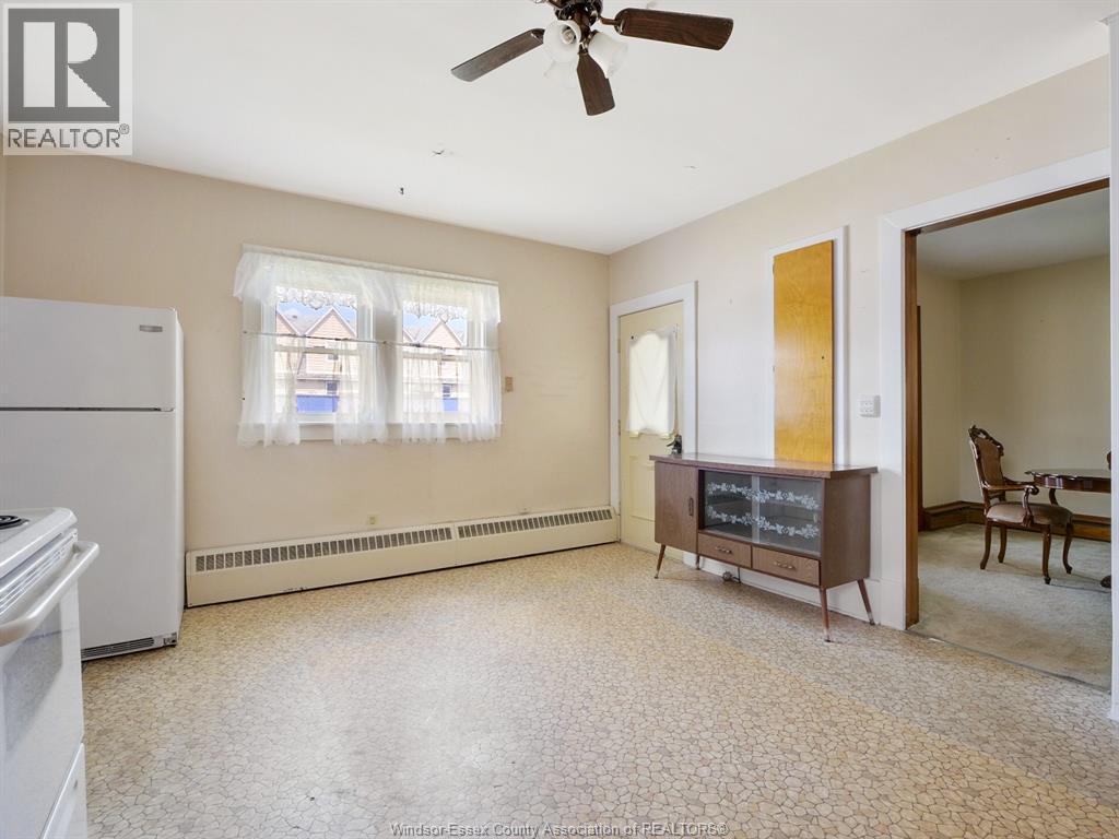 Photo 13 of 235 Queen Street, Harrow ON