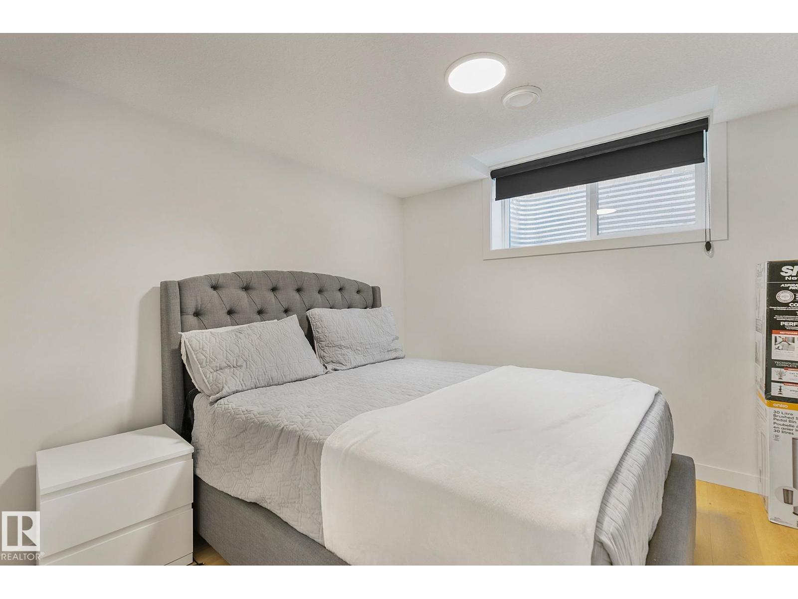Photo 43 of 14904 109 Av Nw, Edmonton AB