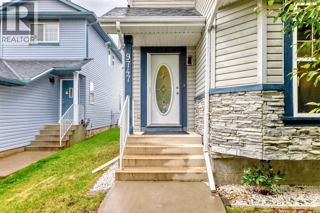 Single Family House for Sale in  Harvest Hills Link NE Harvest Hills Calgary 