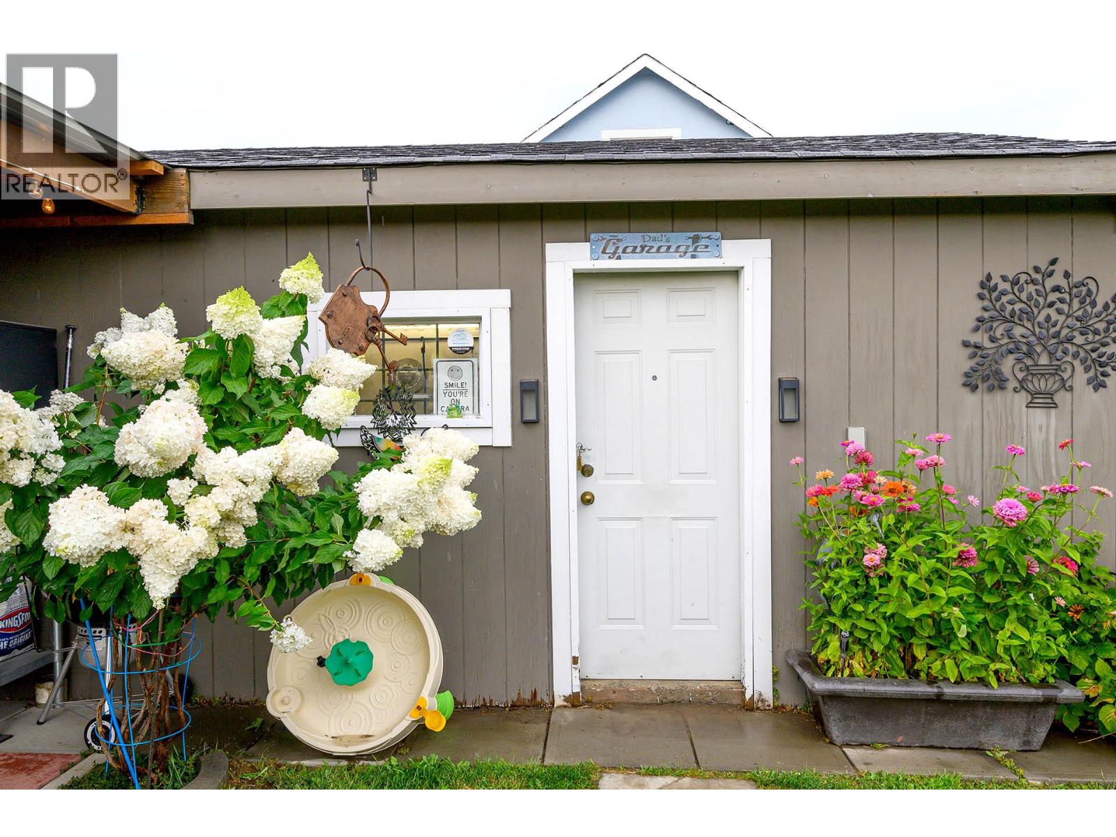 Photo 13 of 608 Mackenzie Avenue, Kamloops BC
