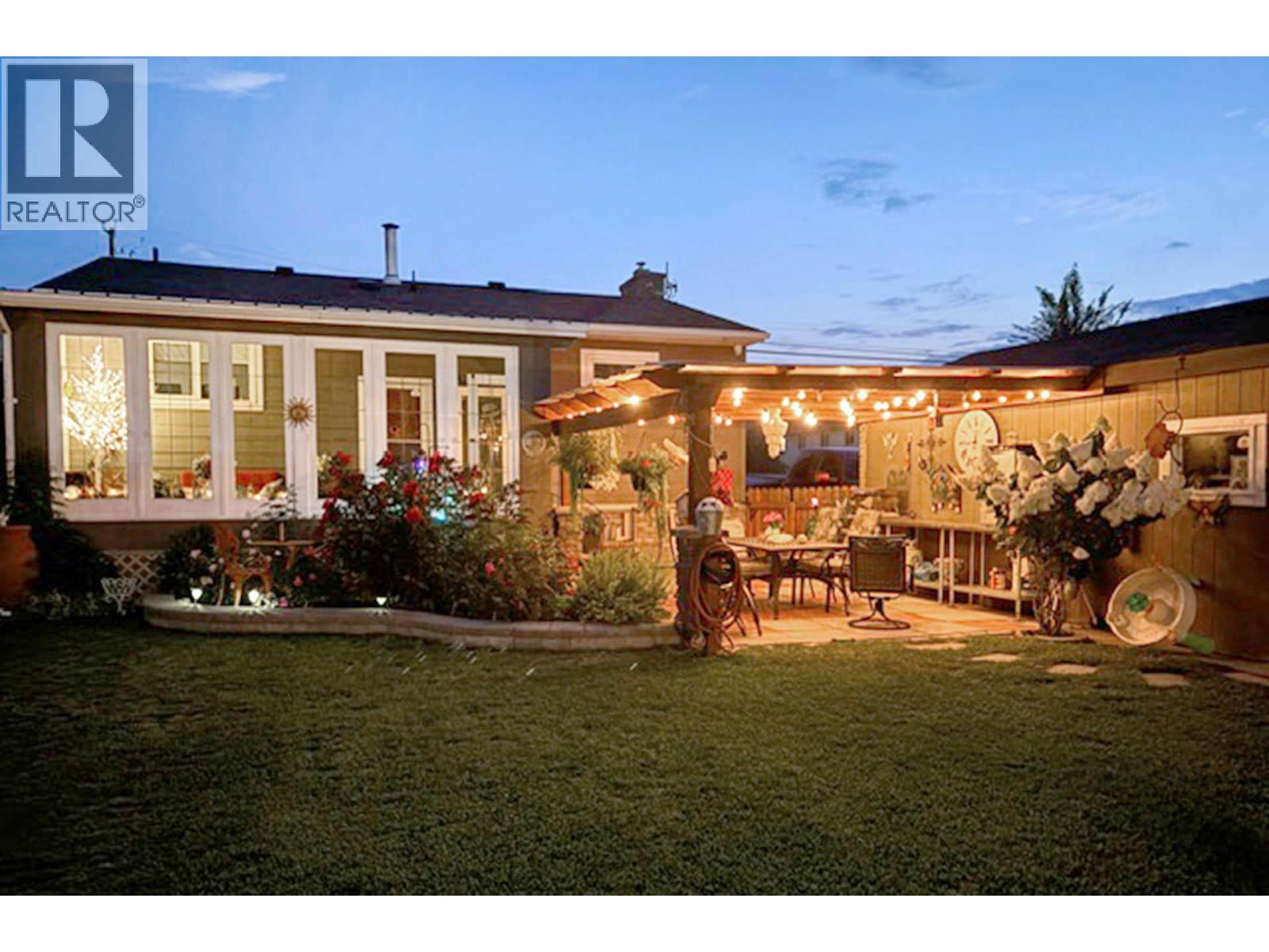 Photo 1 of 608 Mackenzie Avenue, Kamloops BC
