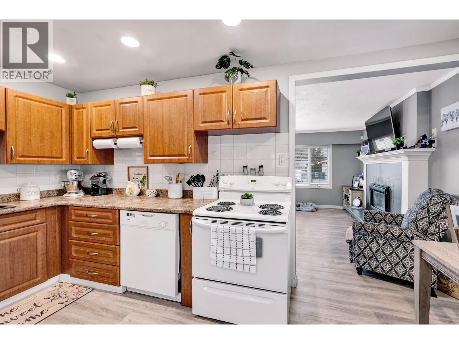 Photo 38 of 608 Mackenzie Avenue, Kamloops BC
