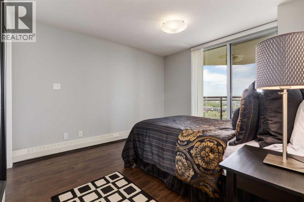 Single Family House for Sale in    Avenue SW Downtown West End Calgary 