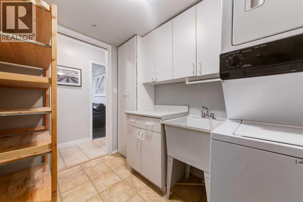 Single Family House for Sale in    Avenue SW Downtown West End Calgary 