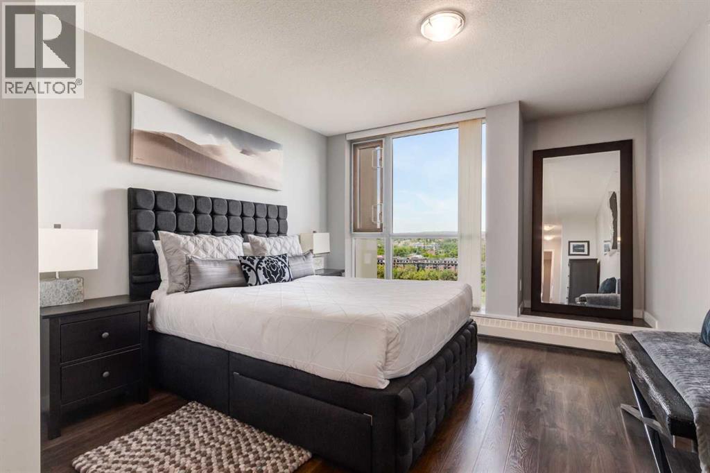 Single Family House for Sale in    Avenue SW Downtown West End Calgary 