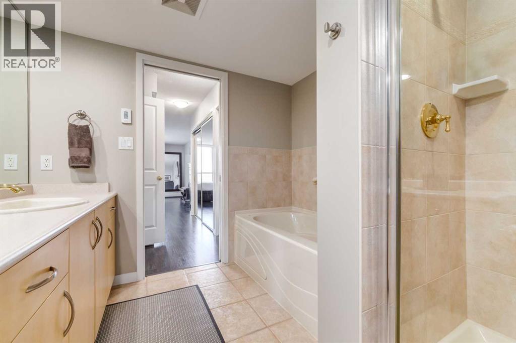 Single Family House for Sale in    Avenue SW Downtown West End Calgary 