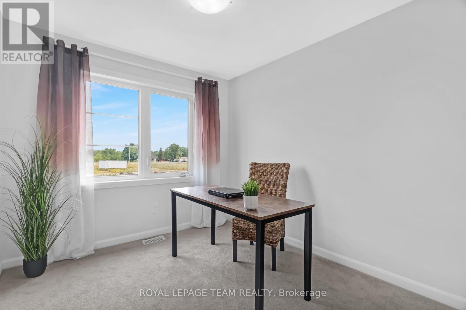 Photo 24 of 522 Branch Street, Ottawa ON