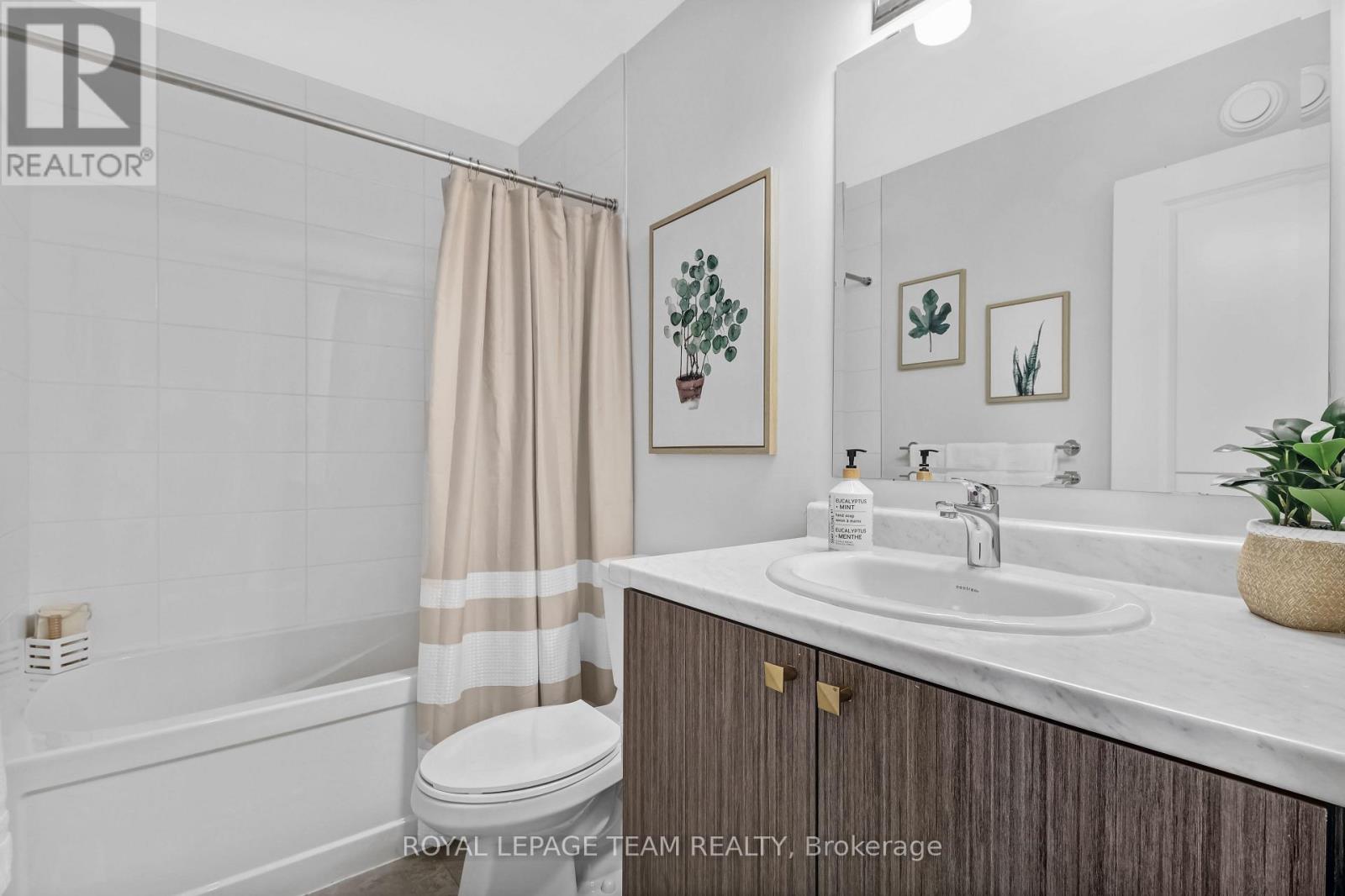 Photo 25 of 522 Branch Street, Ottawa ON