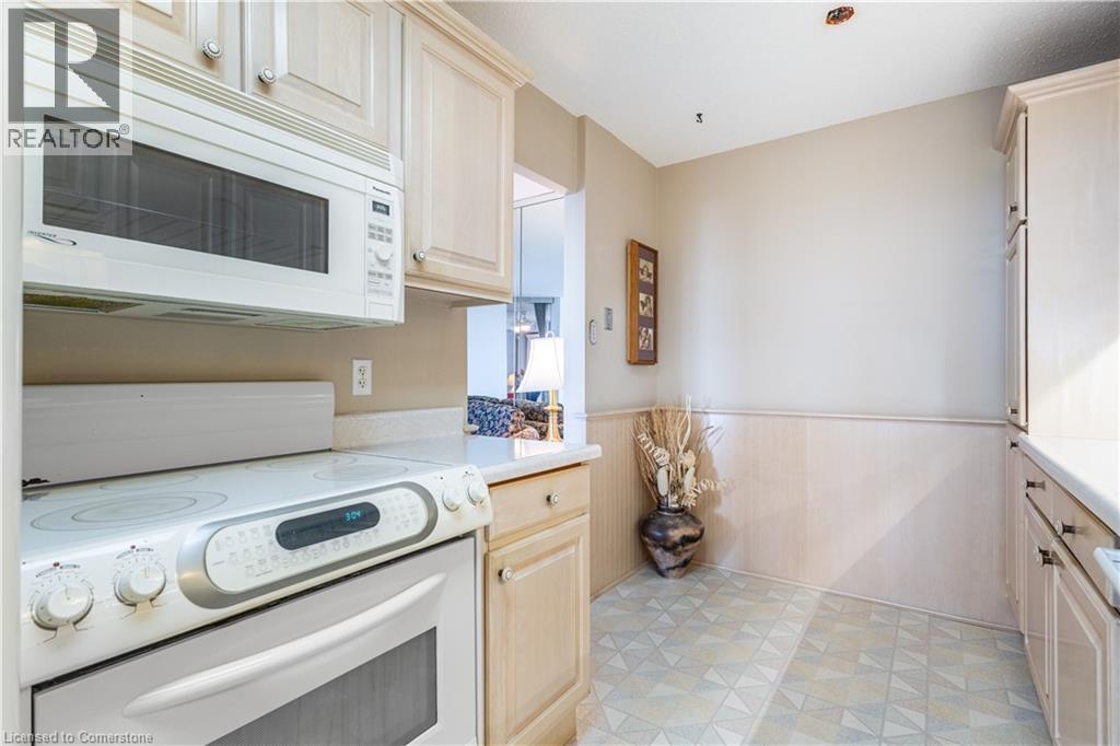 Photo 9 of 2055 Upper Middle Road Unit 805, Burlington ON